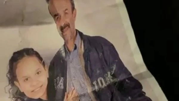 حكاية منتصر ضحية عقار حلمية الزيتون.. رفض يروح المصيف والموت كان في انتظاره شهدت أمس منطقة الزيتون حادث انهيار عقار، مما تسبب في حالة من الخوف والهلع