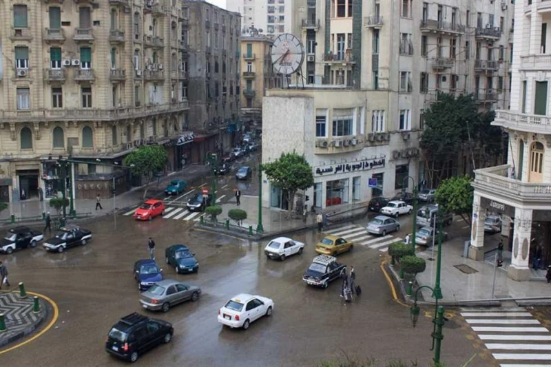 التحولات المميزة في فصل الخريف مقارنة بالصيف متفرقات فصل الخريف يتميز بجماله الخاص وطبيعته المتفردة، يأتي بعد صيف حار، حيث تنخفض درجات الحرارة وتبدأ