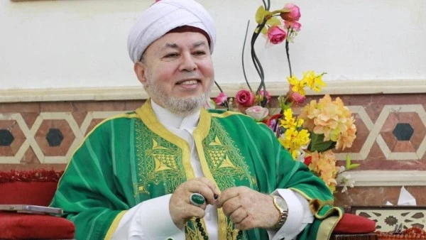 تعرف علي تفاصيل الاتهامات المتبادلة بين الشيخ التيجاني والفتاة خديجة تاشرت النيابة العامة بالجيزة التحقيق مع جميع أطراف قضية الشيخ التيجاني، وذلك في أعقاب تداول فيديو على منصات الت