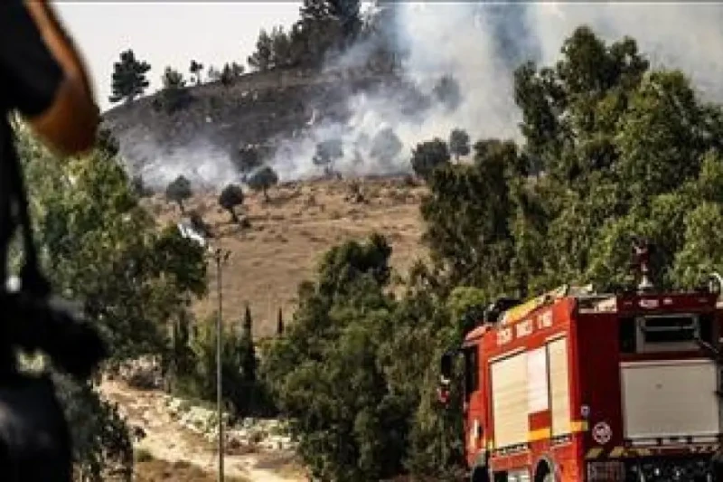 اندلاع حرائق بعدة مواقع في إسرائيل جراء إطلاق قذائف من جنوب لبنانأعلنت إدارة الإطفاء والإنقاذ الإسرائيلية، عن اندلاع حرائق بعدة مواقع في منطقة عميعاد
