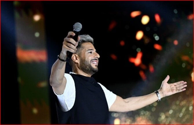 أبرز لقطات حفل محمد حماقي في العبورأعرب الفنان محمد حماقي عن سعادته من حفله الأخير، الذي أحياه يوم الجمعة الماضي، في نادي بالعبور، ضمن حفلات .ونشر