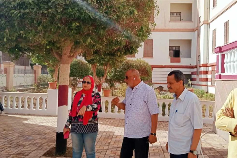 تعليم أسيوط تواصل استعداداتها لاستقبال العام الدراسى الجديد 2024-2025 واصل محمود ابراهيم معوض مدير إدارة أسيوط التعليمية اليوم جولاته الميدانية على