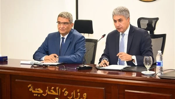 شريف فتحي: سفراؤنا بالخارج شريك أساسي في الدعاية غير المباشرة للدولة ومقاصدها السياحيةالتقى، شريف فتحي وزير السياحة والآثار، في لقاء موسع بمقر وزارة