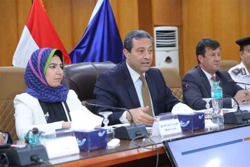 الشهابي: إطلاق مهرجان التسوق دمياط 2024 نوفمبر المقبل قرر الدكتور أيمن الشهابي محافظ دمياط، إطلاق مهرجان التسوق دمياط 2024 في دورته الأولى خلال