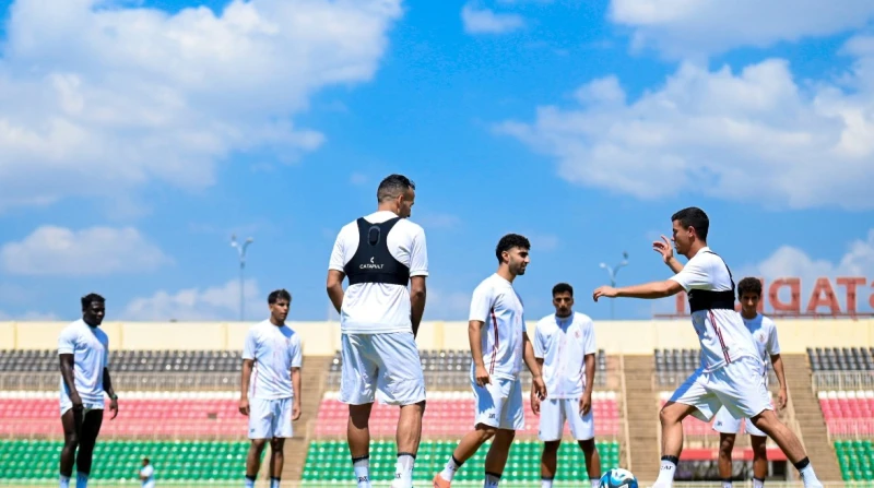 قناة مفتوحة لنقل مباراة الزمالك والشرطة الكيني اليوم يلتقى فريق الزمالك لكرة القدم مع نظيره الشرطة الكينى، في الثالثة بعد ظهر اليوم، ضمن منافسات دور