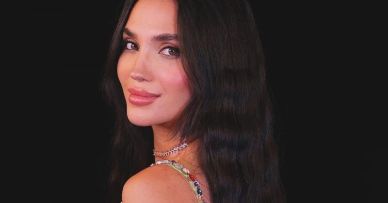 الفن و المشاهير: ملكة جمال لبنان ساندي تابت تودع العزوبية على البحر.. وهذه الإطلالة المميزة التي إعتمدتها إحتفلت ملكة جمال لبنان لعام 2016، ساندي