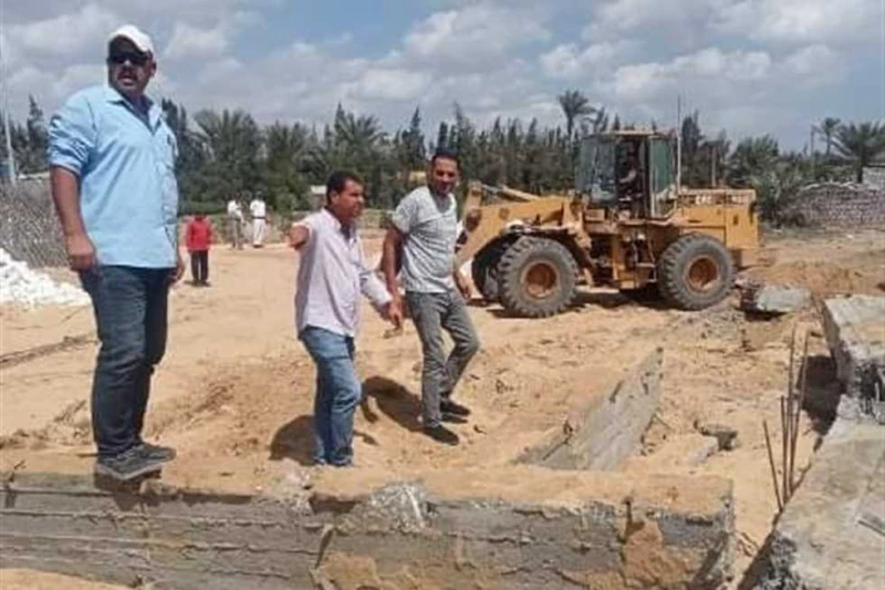 ضمن حملات الموجة ال23.. إزالة 11 حالة تعد على أراضي الدولة بالشرقية أكد المهندس حازم الأشموني، محافظ الشرقية، استمرار تنفيذ المرحلة الثالثة من الموجة