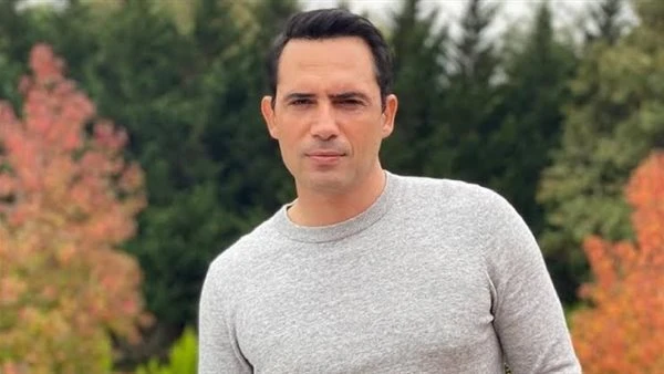 نجوم الفن: الملامح الأولى ل فيلم صوفيا إخراج ظافر العابدين.. تفاصيل أعلن الفنان التونسي ظافر العابدين عن بدء تصوير فيلمه الجديد صوفيا والذي يساهم في