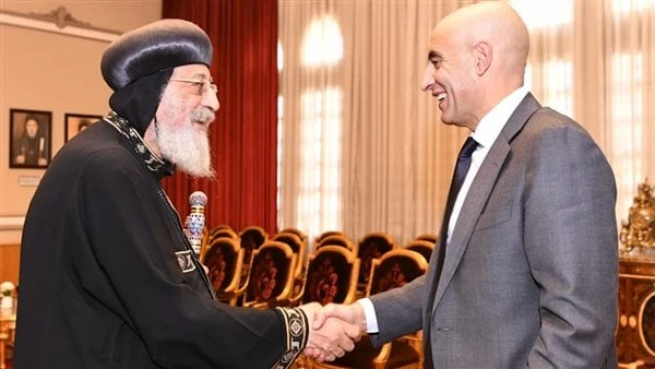 وضع منهج جديد للدين .. البابا تواضروس يستقبل وزير التربية والتعليم والتعليم الفنياستقبل قداسة البابا تواضروس الثاني في المقر البابوي بالقاهرة اليوم الاثنين، محمد عبد اللطيف وزير ال
