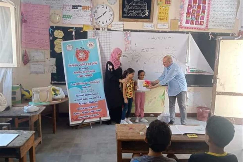 انطلاق فعاليات أنت الأغلى لترسيخ الانتماء بمدارس شمال سيناء أطلقت وزارة الشباب والرياضة، من خلال الإدارة المركزية لتنمية النشء، فعاليات برنامج أنت الأغلى، لطلاب المدارس بشمال سيناء