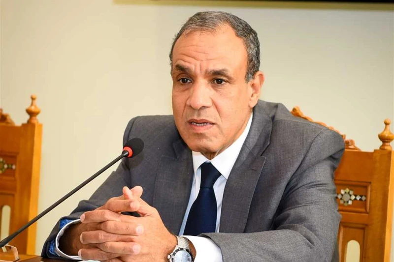 مؤتمر صحفي لوزير الخارجية المصري ونظيره الدنماركي (بث مباشر) يعقد الدكتور بدر عبدالعاطي، وزير الخارجية والهجرة وشؤون المصريين بالخارج، الآن، مؤتمرا صحفيا مع نظيره الدنماركي، لارس ل