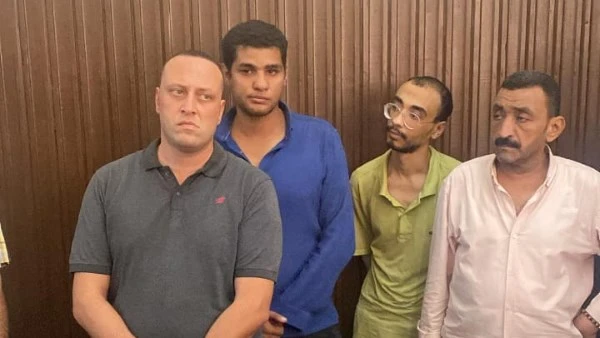 للتنفيذ الطلبات.. تأجيل محاكمة المتهمين بقتل طفل شبرا الخيمة قررت الدائرة الأولي بمحكمة جنايات شبرا الخيمة، منذ قليل، محاكمة المتهمين بقتل طفل شبرا