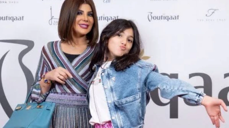 النور إبنة إلهام الفضالة تخطف الأنظار فى احدث ظهور ..فيديو اخر خبر خطفت النور، إبنة الفنانة الكويتية إلهام الفضالة، من طليقها الإعلامي خليل التميمي، الأنظار بجمالها ورشاقتها في أحد