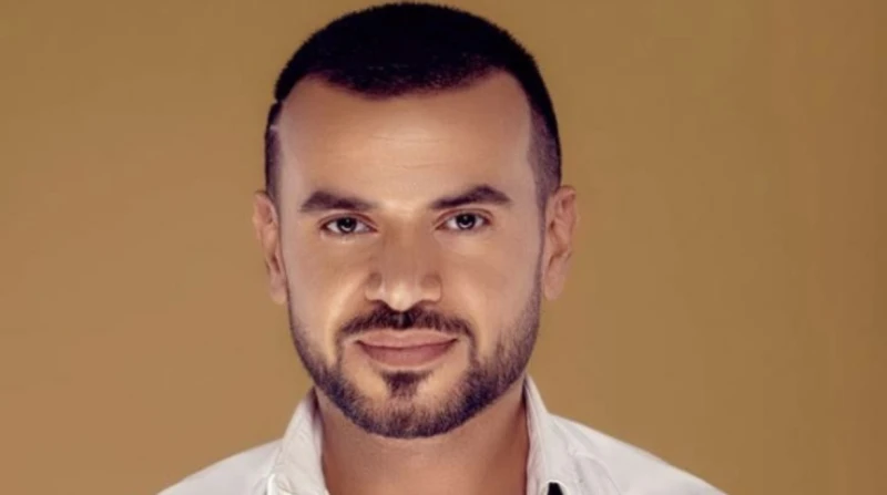 مديرة أعمال سامو زين تكشف تطورات حالته الصحية كشفت سلمى صباح، مديرة أعمال الفنان ساموز ين، تعرض الأخير لوعكة صحية مفاجئة، وأوضحت أنه تلقى العلاج