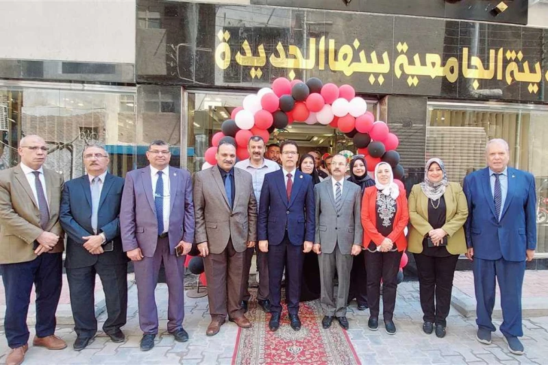 40 غرفة.. افتتاح فندق جامعة بنها استعدادا لاستقبال الطلاب الوافدين في العام الجديد أكد الدكتور ناصر الجيزاوى رئيس جامعة بنها، اليوم الاثنين، أهمية