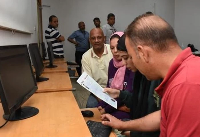 اعتماد نتائج تقليل الاغتراب خلال 24 ساعة (حصري) انتهى مكتب التنسيق بشكل كامل من عملية مراجعة وفحص رغبات الطلاب المتقدمين، لطلب تقليل الاغتراب لعام 2024. وعلم افاق عربية من مصادر مس