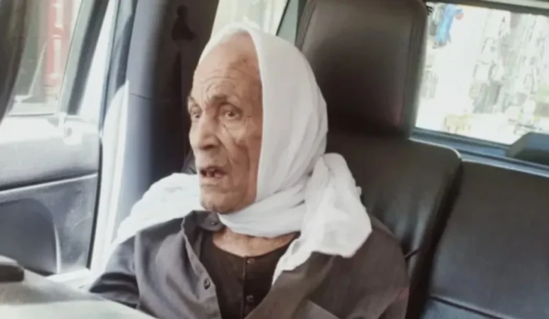 بابا جد جدو بيتعلم القراية والكتابهبابا جد جدو بيتعلم القراية والكتابه-----