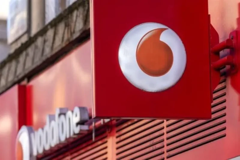 عفوا لقد نفذ رصيدك.. عطل مفاجئ يضرب شبكة فودافون- صور أبلغ العديد من مستخدمي شبكة فودافون عن مشاكل في إجراء المكالمات باستخدام أجهزة الاتصالات الخاصة بهم. وتفاجأوا برسائل صوتية من 