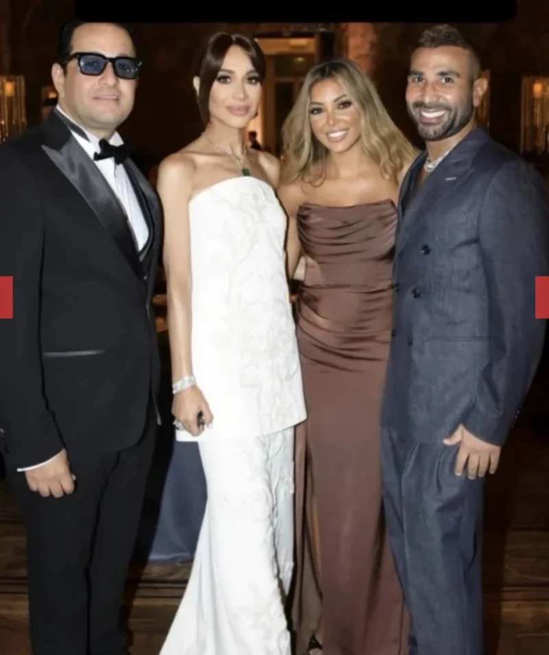 الظهور الرسمي الأول لأحمد سعد وعلياء بسيوني بعد عودتهما افاق عربية - في ظهور هو الأول رسميا للفنان أحمد سعد وزوجته مصممة الأزياء علياء بسيوني بعد عودة الحياة الزوجية بينهما، حضر ال