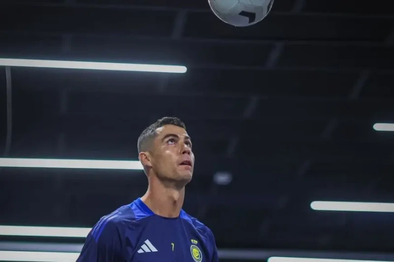 مواعيد مباريات الجمعة 13 سبتمبر 2024 قمة دوري روشان السعودي يتصدرها النصر والأهلي في الجولة الثالثة يوم الجمعة 13 سبتمبر.وتفتتح الجولة الخامسة من