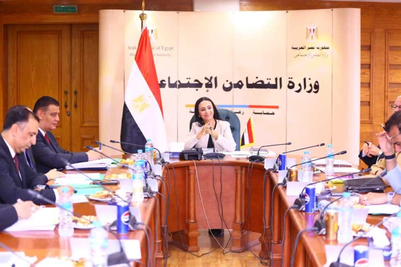 وزيرة التضامن الاجتماعي تترأس اجتماع مجلس أمناء مؤسسة تنمية الأسرة والمجتمع ترأست الدكتورة مايا مرسي وزيرة التضامن الاجتماعي ورئيس مجلس أمناء المؤسسة