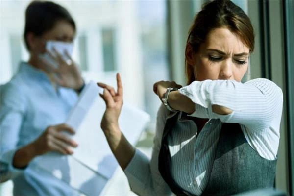 مع تغير الطقس.. 10 نصائح من الصحة العالمية لتفادي الإصابة بنزلات البرد متفرقات مع تغير الطقس.. 10 نصائح من الصحة العالمية لتفادي الإصابة بنزلات البرد