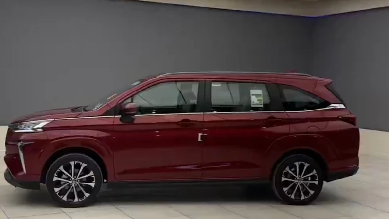 ..مواصفات وأسعار سيارة تويوتا ال ال 7 راكب .. فيديو..تفاصيل تتابع الان تفاصيل ما ورد عن مواصفات وأسعار سيارة تويوتا ال ال 7 راكب .. فيديو، تعد السيارة تويوتا راش اليابانية، من أفضل