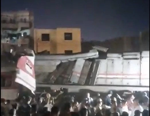 وزيرة التنمية المحلية تتابع مع محافظ الشرقية تطورات حادث قطاري الزقازيقأجرت الدكتورة منال عوض وزيرة التنمية المحلية، عددا من الاتصالات الهاتفية مع