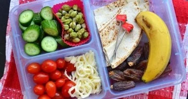 قبل انطلاق مارثون المدارس.. استشارى تغذية تكشف بدائل بروتين صحية كلها فوائد صحة وطب البروتين يعتبر عنصرا غذائيا أساسيا في نمو الأطفال وتطورهم، خاصة خلال سنوات المدرسة التي تحتاج في