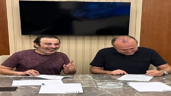 بعد تدخل الشركة المتحدة لحل أزمة الفنان أحمد عزمي.. قلة المشاركات الفنية لبعض الفنانين أزمة تبحث عن حل تعرف على التالي بعد تدخل الشركة المتحدة لحل