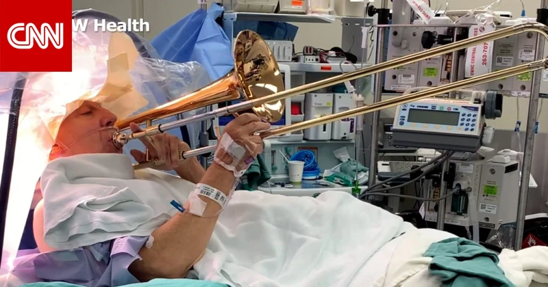 شاهد.. رجل يعزف على آلة المترددة أثناء خضوعه لجراحة في الدماغ تكنولوجيا يروي بريان راست تجربته في العزف على آلة المترددة أثناء خضوعه لجراحة التحفيز