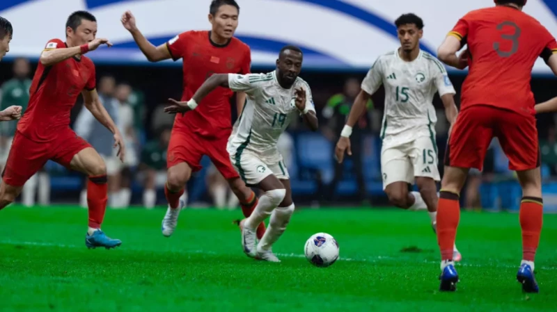 -عاجل- وضع فهد المولد صعب.. وخروجه من دبي مرفوض .. كتب: محمد حسن تاريخ النشر: 17092024 منذ 3 دقائق تستمر المتابعة للحالة الصحية للنجم فهد المولد، نجم نادي الشباب ومنتخبنا الوطني ال