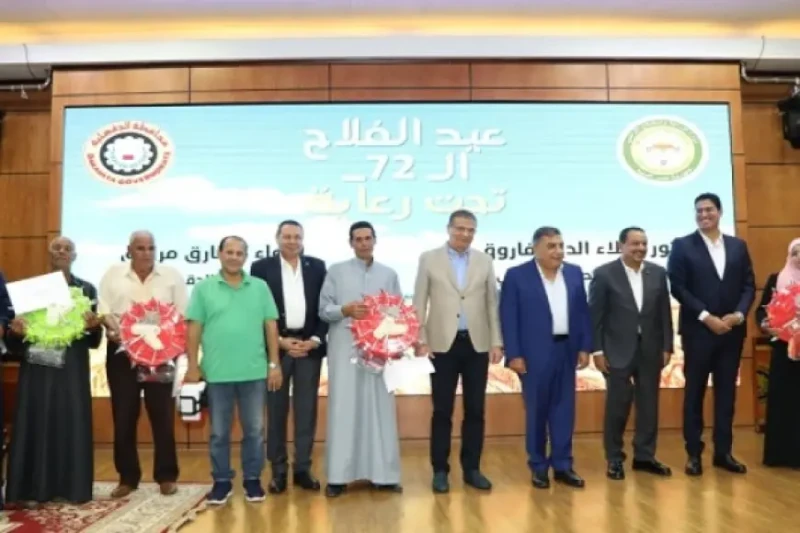 مجلس الوزراء:استمرار دعم وتمكين الفلاح وزيادة المساحة المنزرعة خلال 2024 إلى 10 ملايين فدان وفيما يتعلق بتحديث شبكات الري، قال التقرير، إنه تم