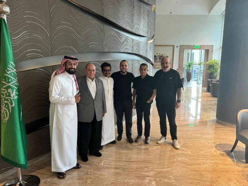 من قلب الرياض، انطلاق تصوير مسلسل هزاع من إنتاج الصباح إخوان بعد تحضيرات دامت على مدار أشهر، بدأت شركة سيدارز آرت برودكشن- الصباح إخوان منذ أيام بالرياض بتصوير المسلسل السعودي هزاع