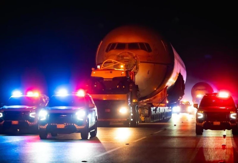 طائرات موسم الرياض 2024 تزين السماء وتثير إعجاب الجمهور متفرقات في إطار فعاليات موسم الرياض 2024، وصلت طائرات 777 بعد رحلة مثيرة استمرت 11 يوما، مما