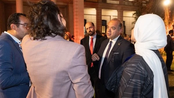 رئيس الرقابة المالية يشارك في حفل تخريج الدفعة الثانية من برنامج مسرعة التمويل المناخيشارك الدكتور محمد فريد، رئيس الهيئة العامة للرقابة المالية، في