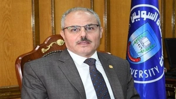 رئيس جامعة قناة السويس يستقبل فريق عمل مشروع مركز التميز للزراعة والمياهأكد رئيس جامعة قناة السويس الدكتور ناصر مندور، سعي الجامعة الدائم لتطوير