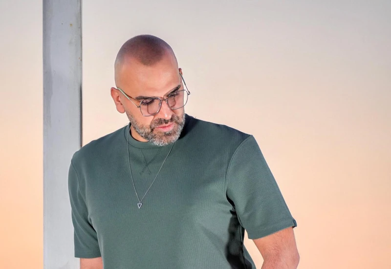 حدث سعيد في حياة ناجي أسطا وزوجته تلقى الفنان اللبناني، ناجي أسطا، معايدة مميزة جدا من زوجته ديانا أسطا، بمناسبة مرور اثني عشر عاما على زواجهما. بهذه المناسبة، احتفلت أسطا، بهذه ال