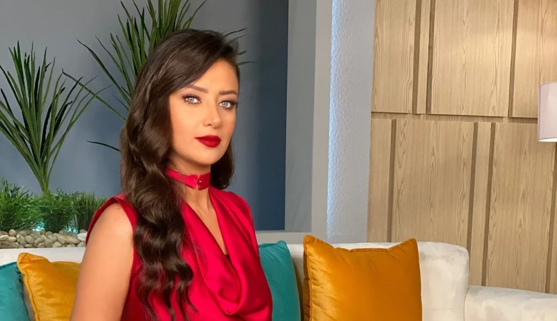 رضوى الشربيني عندها عرض بالملايين من تركي آل الشيخفيديو على موقع التواصل الاجتماعي فيس بوك، يتحدث عن عرض مغري بالملايين للإعلامية رضوى الشربيني من