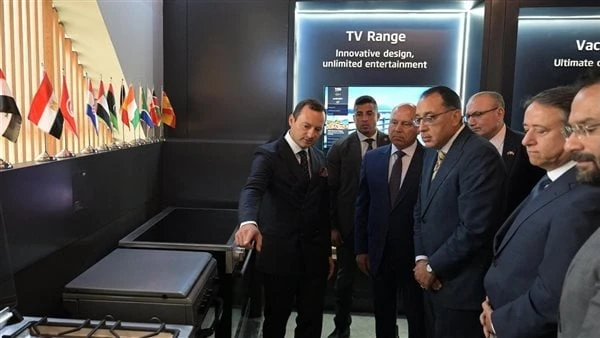 باستثمارات 110 ملايين دولار.. مدبولي يفتتح مصنع أجهزة منزلية بالعاشر من رمضانافتتح الدكتور مصطفى مدبولي، رئيس مجلس الوزراء، اليوم، المجمع الصناعي الأول لشركة بيكو() ، التركية المتخ