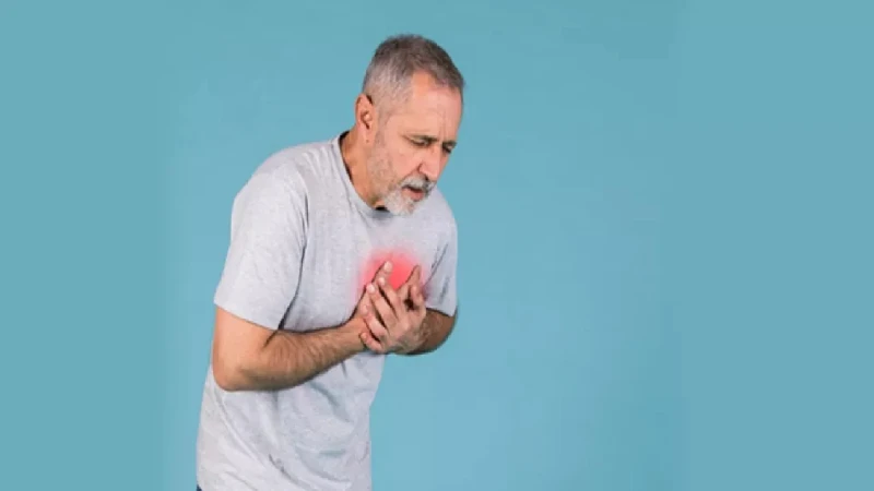 طبيب : الإنفلونزا قد تسبب احتشاء عضلة القلب .. فيديو عالم المرأة نبه الدكتور علي الشهري، استشاري وأستاذ جراحة الأنف والأذن والحنجرة وأورام الرأس