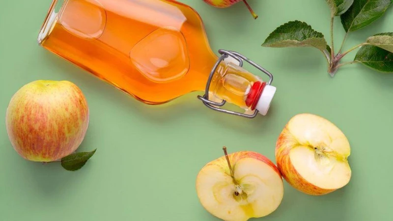 تناول خل التفاح قبل النوم .. تعرف على الفوائد التي يقدمها لصحتكنستعرض في التقرير التالي، فوائد تناول خل التفاح قبل النوم، للصحة العامة، بشرط ألا يتم الإفراط فيه.فوائد تناول خل التف