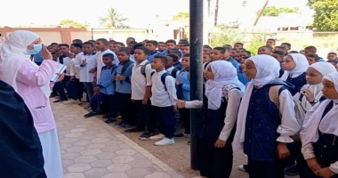 حملات توعوية بالإجراءات الوقائية لتقليل التعرض للنزلات المعوية في المدارس والمنشآت الصحية بالصعيد متابعة سيد زعزوع أعلنت الهيئة العامة للرعاية الصحية، عن إطلاق حملات توعوية مكثفة ل