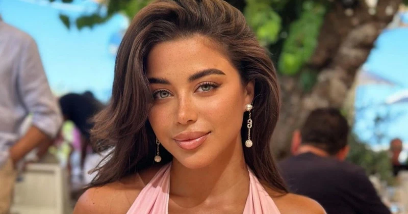 بالصور- سعر خيالي لحقيبة يد يارا السكري من تعرف على التالي بالصور- سعر خيالي لحقيبة يد يارا السكري من ، تألقت الممثلة والفاشينيستا المصرية يارا