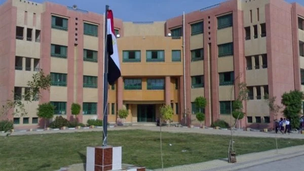 حقيقة مد اليوم الدراسي في نظام الفترة المسائية إلى الساعة 7:30 مساء نفي المركز الاعلامي بمجلس الوزراء ما تداولت بعض صفحات التواصل الاجتماعي أنباء