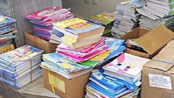 9000 كتاب مدرسي دون ترخيص.. ضبط مطبعة مخالفة في النزهة في أول أيام الدراسة حنان نبيل في خطوة حاسمة لحماية حقوق الملكية الفكرية، تمكنت أجهزة الأمن