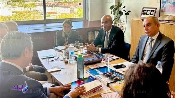 التعليم تبحث سبل التعاون مع اليونسكو لبناء قدرات معلمي محو الأمية التقى محمد عبد اللطيف وزير التربية والتعليم والتعليم الفنى، بالسيد بورهين شاكرون