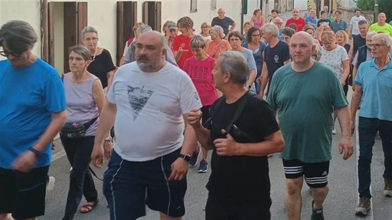 عمدة بلدة يستعين بسكان قريته لسبب أغرب من الخيال.. لن تتوقع ما حدث لايف ستايل كتب سيد متولي في واقعة غريبة وفريدة من نوعها، استعان لوشيانو فريجونيز عمدة قرية فالدوبيادنه في شمال إي