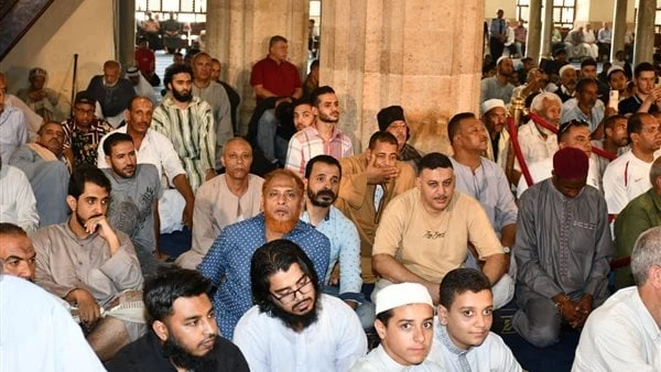 كيف نستدل على الاحتفال بالمولد النبوي؟.. الأزهر للفتوى يجيبقال مركز الأزهر العالمي للفتوى الإلكترونية، إن سيدنا رسول الله سن لنا بنفسه الشكر لله تعالى على المولد النبوي الشريف؛ فقد