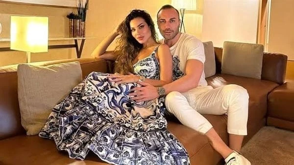 بيضحكني وبيحب الأرانب.. نادين نجيم تكشف صفات خطيبهاحلت الفنانة نادين نجيم، ضيفة على برنامج بيت السعد ل الفنان عمرو سعد وشقيقه الفنان أحمد سعد، عبر